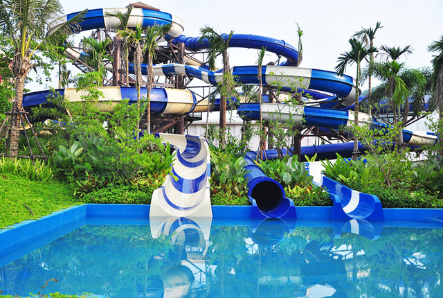spiral water slide
