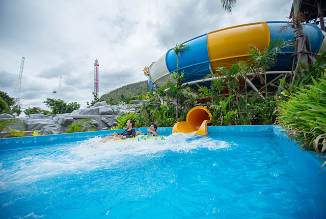 space bowl water slide