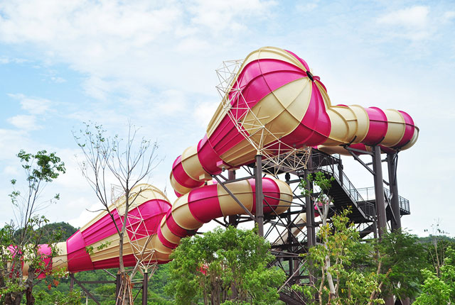 tantrum waterparks